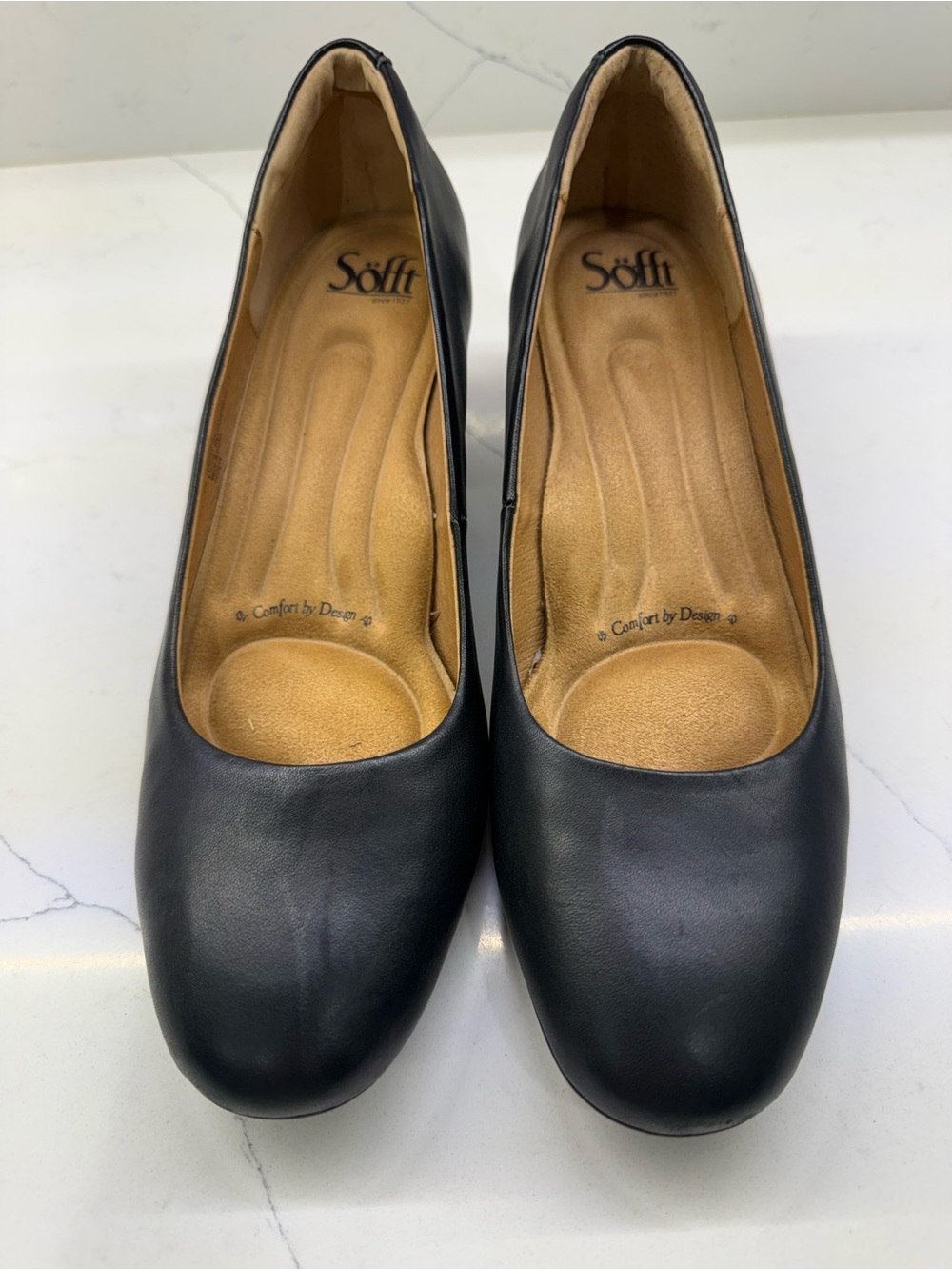 Söfft Black Women's Cushioned Leather Pump